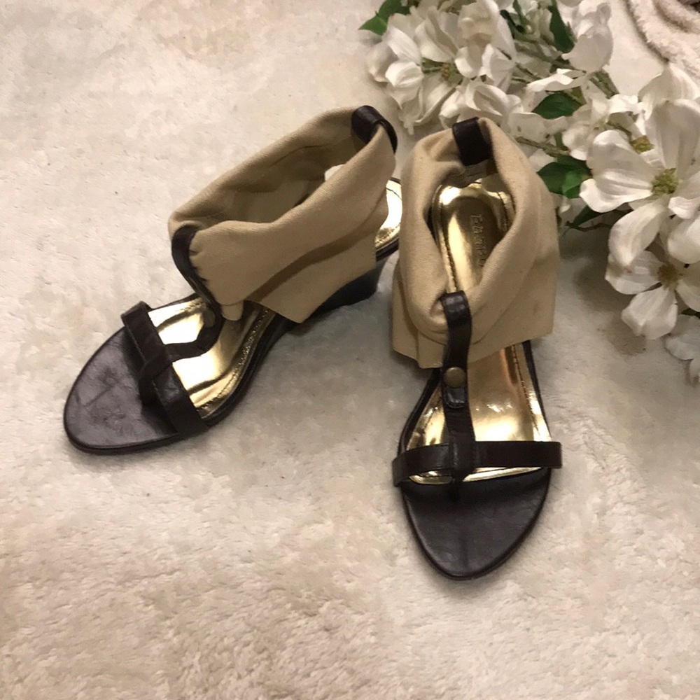 {BamBoo} size 7 1/1 wedge heels